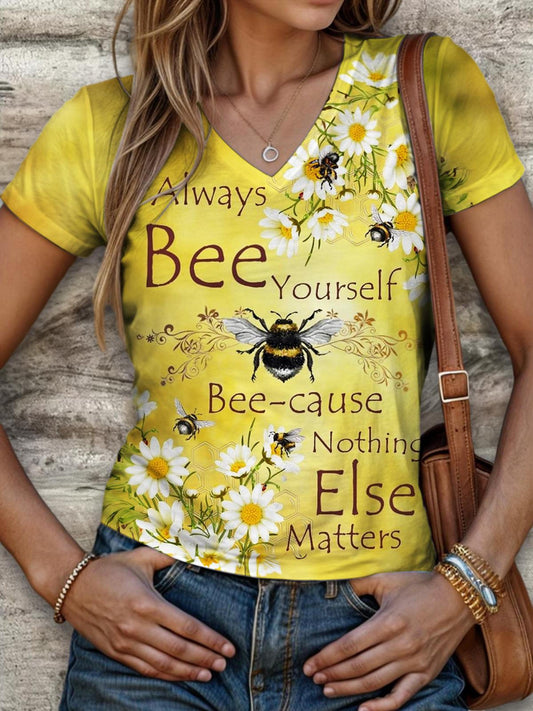 Bee Print V-Neck Short Sleeve T-Shirt