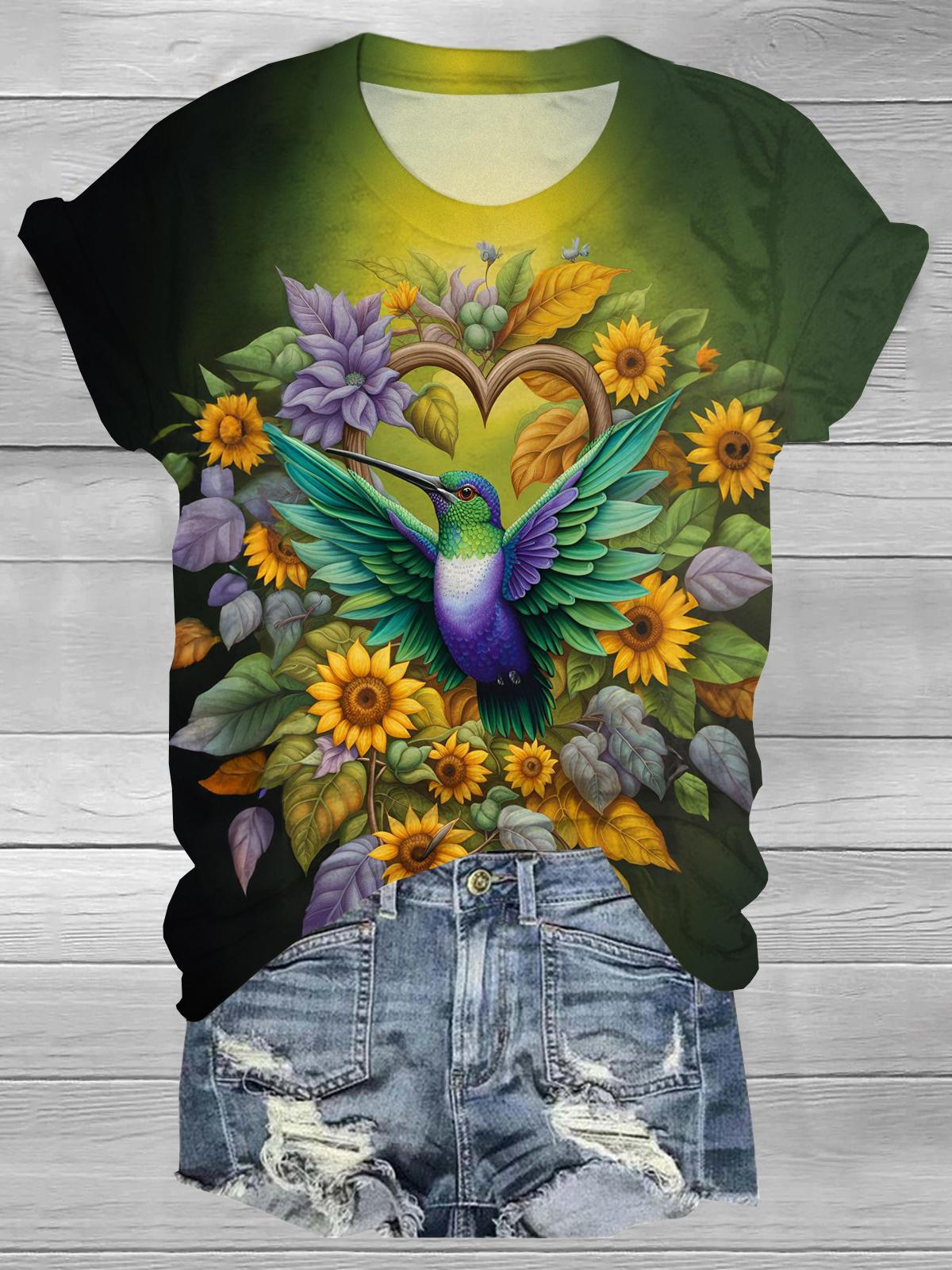 Heart Wreath Hummingbird Crew Neck T-Shirt