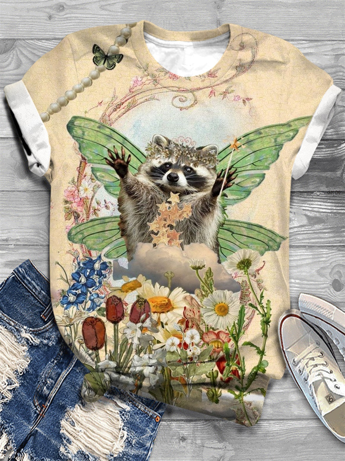 Cute Butterfly Raccoon Print Crew Neck T-Shirt