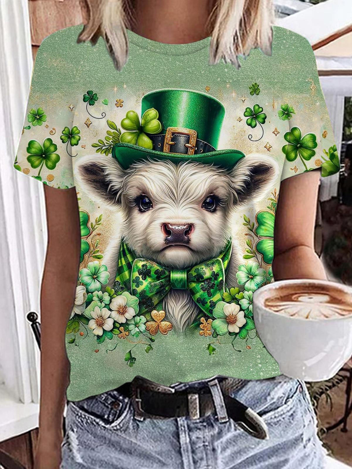 Shamrock Top Hat Highland Cow Crew Neck T-shirt