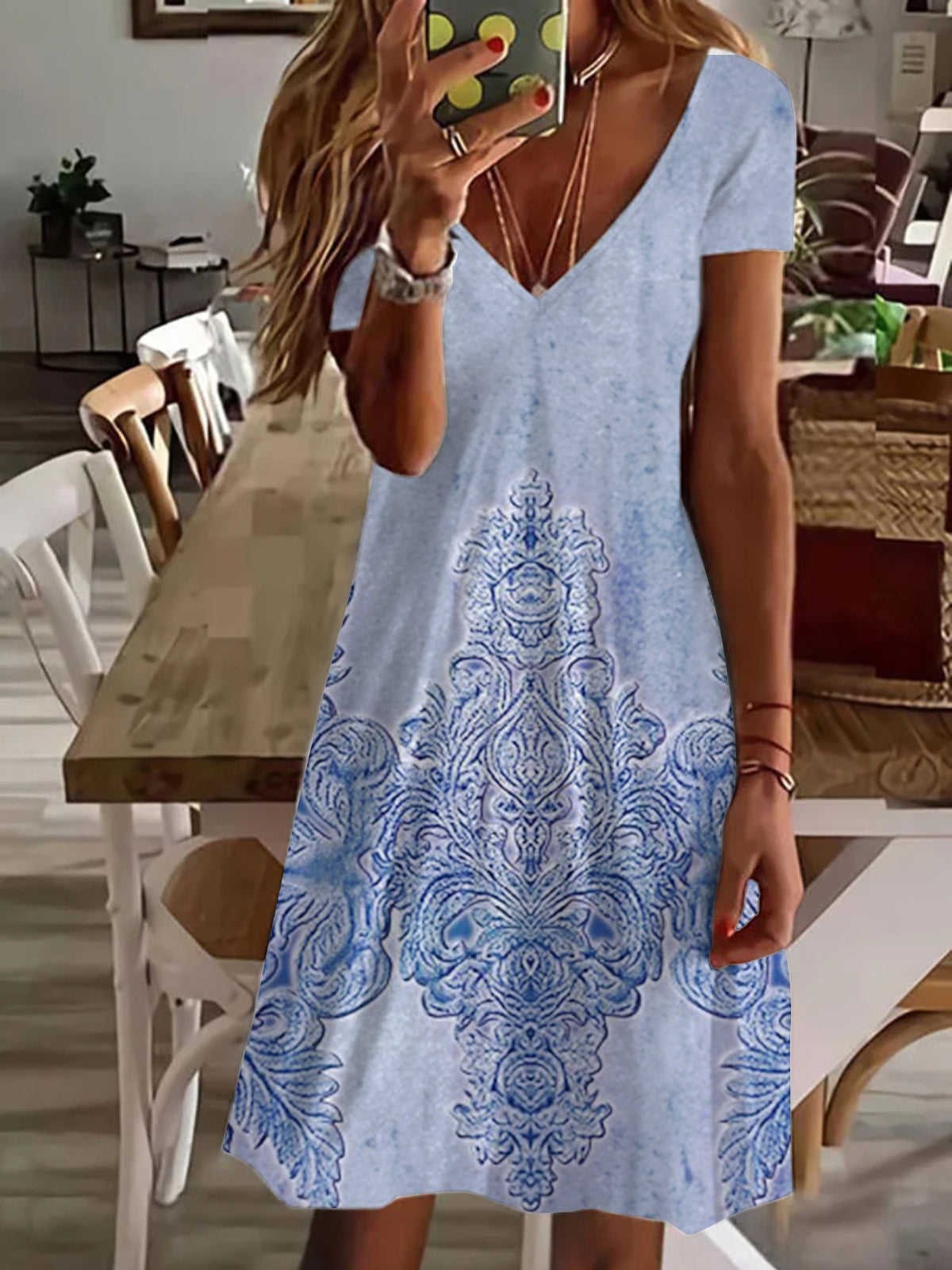 Simple Pattern V Neck Short Sleeve Dress