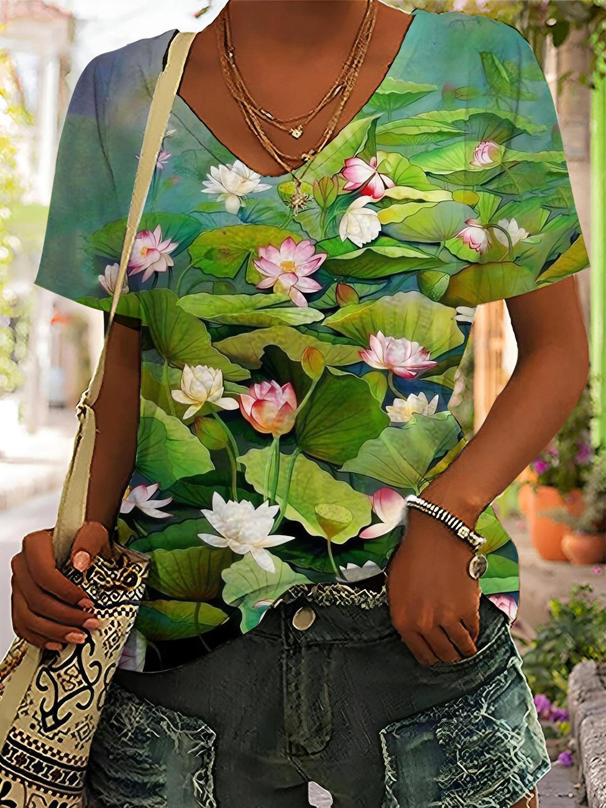 Women's Lotus Print V-Neck Short Sleeve T-Shirt