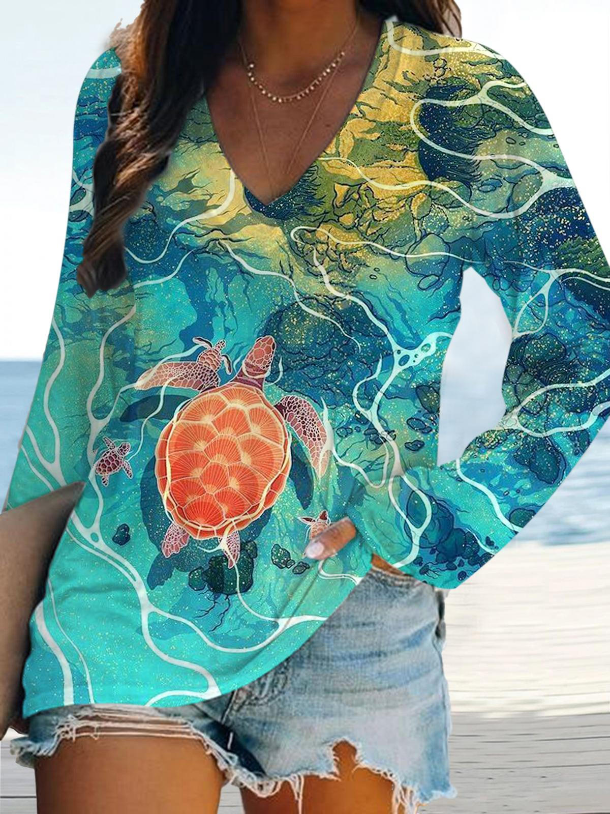 Turtle Print V-Neck Long Sleeve Top